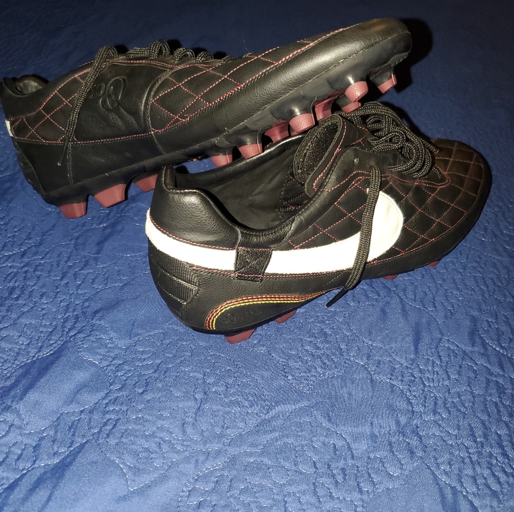 Nike US13 Ronaldinho Gaucho Dois FG leather cleats